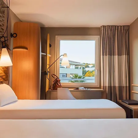 Ibis Hotel