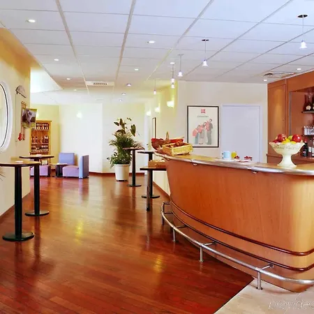 Hotel Ibis 3*